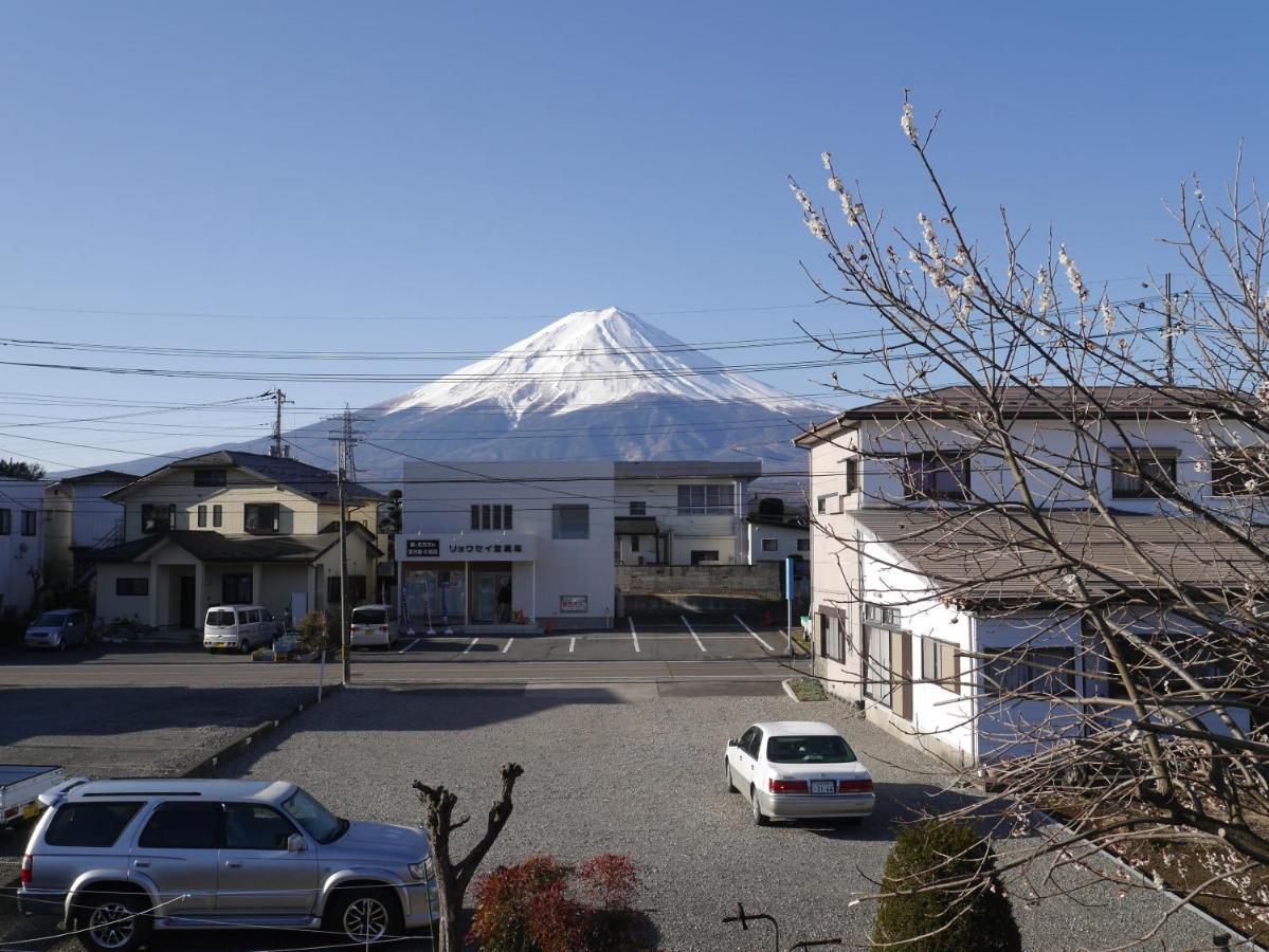 Fuji Kurasu 響 Villa Fudzsikavagucsiko Kültér fotó